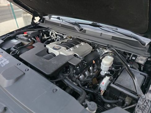 Used 2018 Cadillac Escalade ESV Luxury RWD image 51