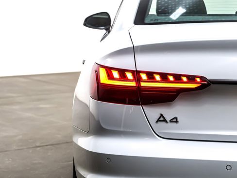 Used 2025 Audi A4 2.0T Premium w/ Convenience Package image 16