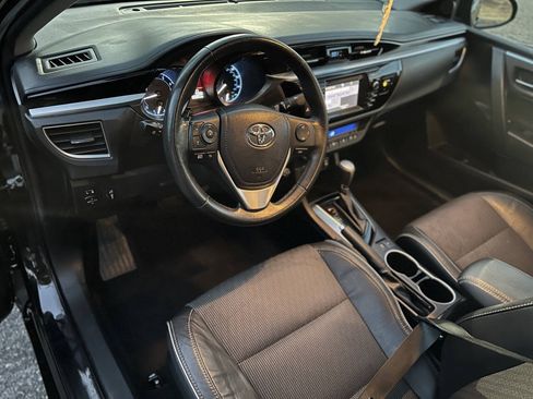 Used 2015 Toyota Corolla S FWD image 11