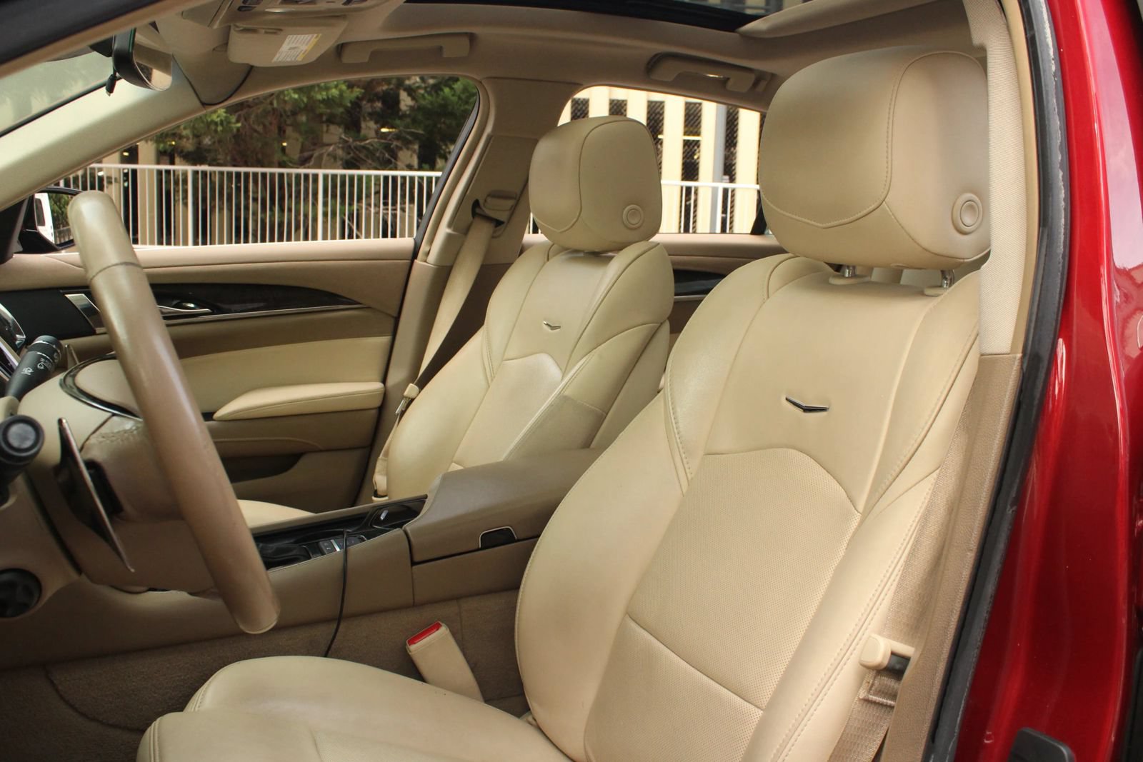 Used 2015 Cadillac CTS Luxury RWD image 16