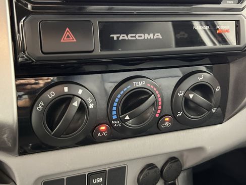 Used 2015 Toyota Tacoma 4x4 Double Cab w/ TRD Sport Package image 21