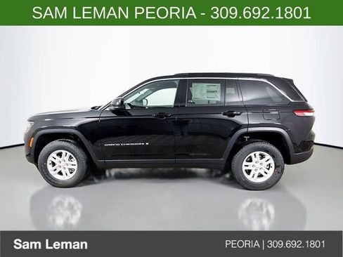 New 2025 Jeep Grand Cherokee Laredo w/ Luxury Tech Group I image 4