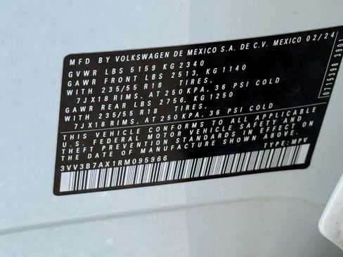 Used 2024 Volkswagen Tiguan Wolfsburg Edition FWD image 40