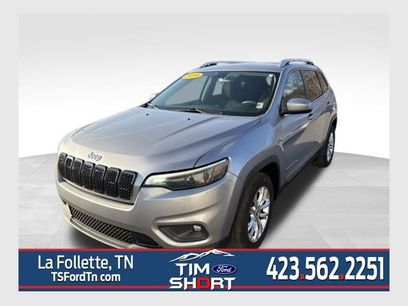 Used 2019 Jeep Cherokee Latitude w/ Popular Appearance Group