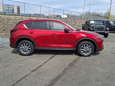 Used 2023 MAZDA CX-5 AWD 2.5 S w/ Select Package image 7