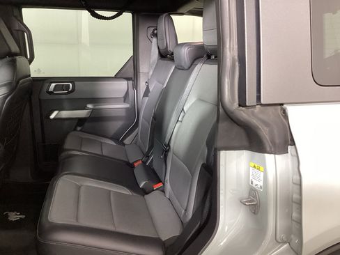 Used 2022 Ford Bronco Everglades AWD/4WD image 11