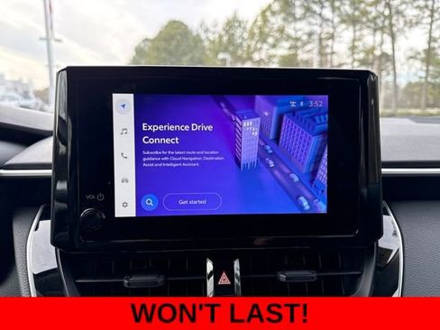 Used 2025 Toyota Corolla LE image 15