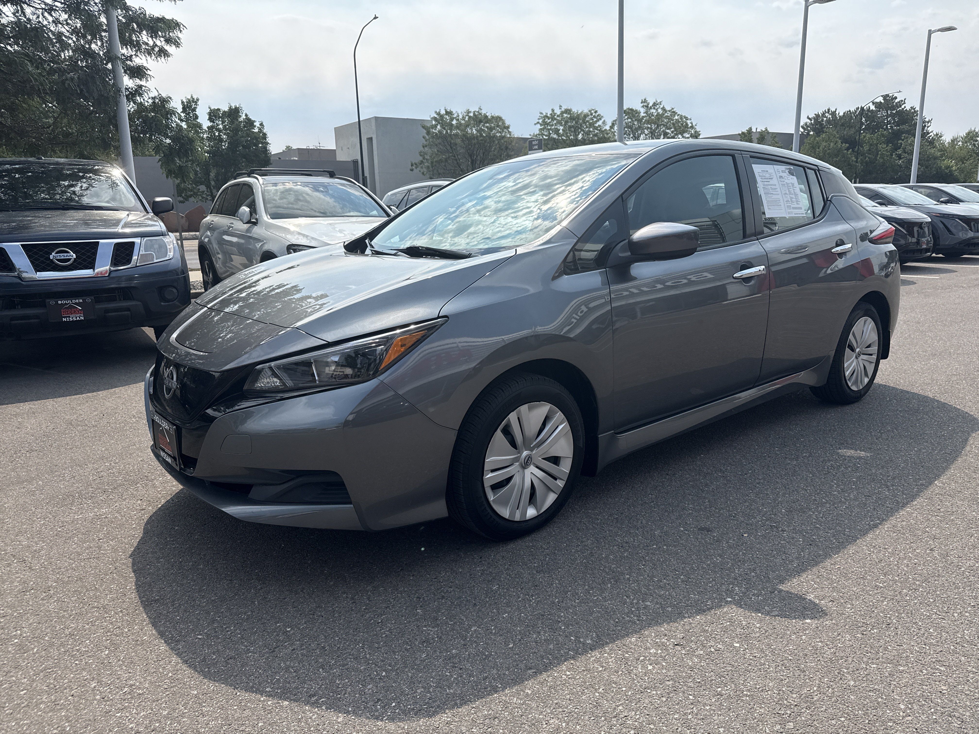 Certified 2025 Nissan Leaf S FWD image 5