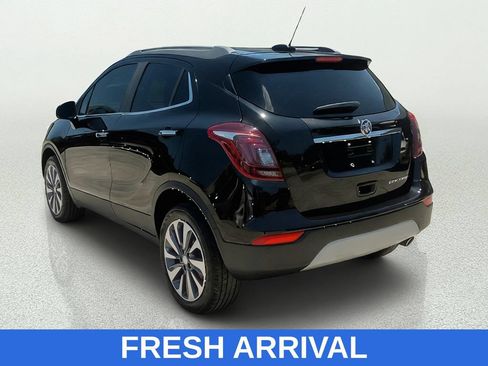 Used 2022 Buick Encore Preferred w/ Safety Package FWD image 5