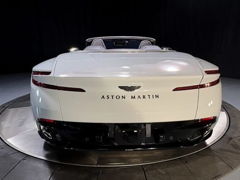 Used 2023 Aston Martin DB11 Volante RWD image 15