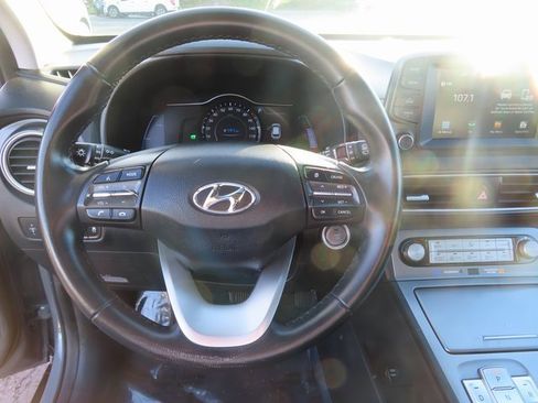 Used 2020 Hyundai Kona Limited image 16