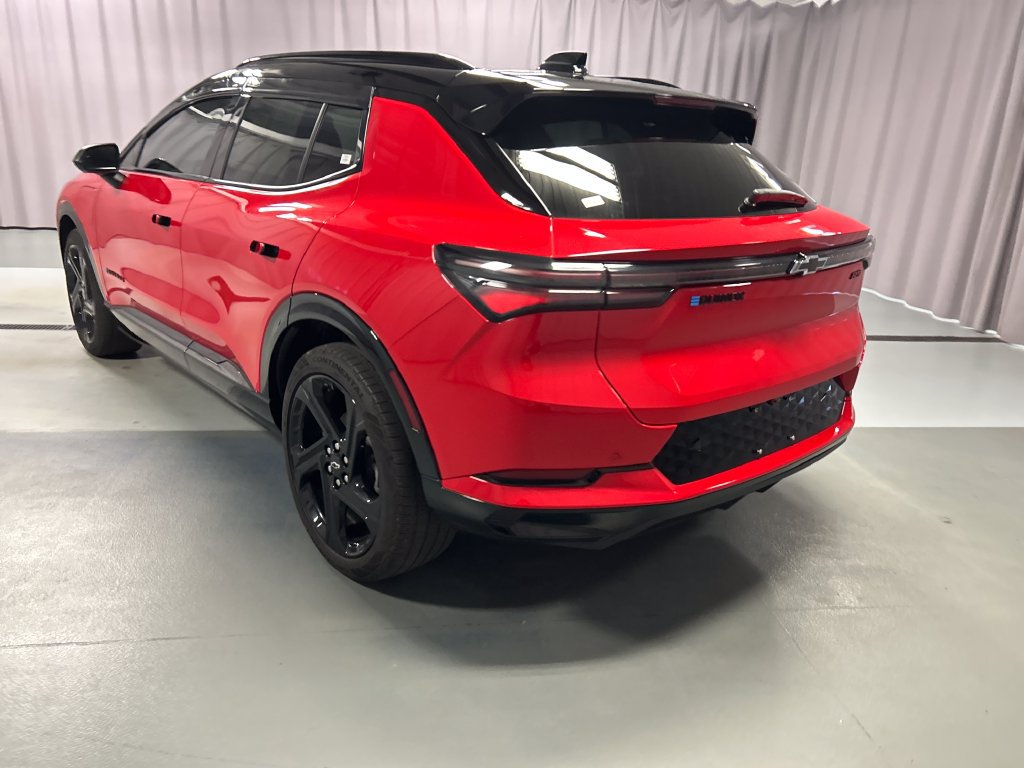 Used 2024 Chevrolet Equinox EV RS FWD image 5