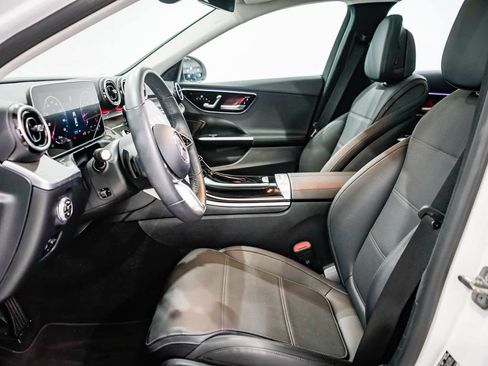 Used 2025 Mercedes-Benz C 300 Sedan image 17