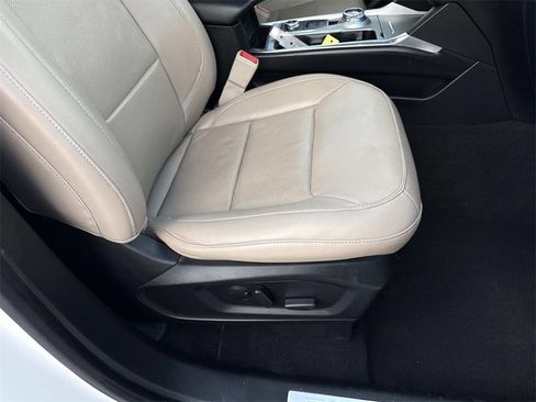 Used 2022 Ford Explorer Limited w/ Equipment Group 301A image 30