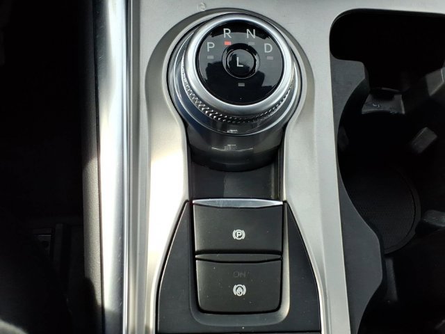 Used 2024 Ford Explorer XLT w/ Equipment Group 202A AWD/4WD image 24