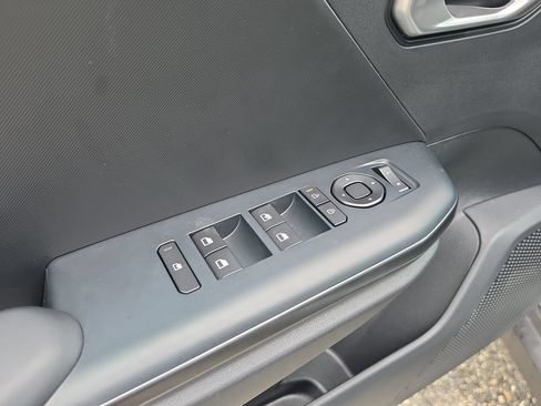 New 2026 Kia K4 FWD image 18