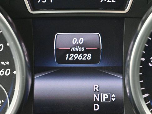 Used 2014 Mercedes-Benz ML 350 4MATIC image 23