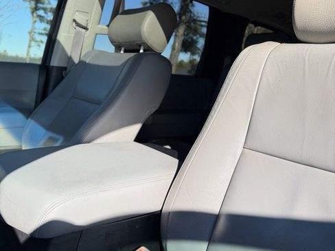 Used 2008 Toyota Sequoia Limited image 39