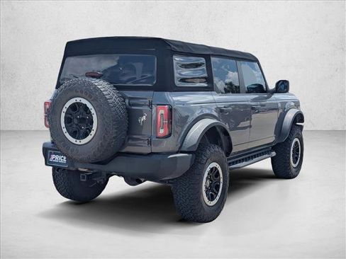 Used 2021 Ford Bronco Big Bend w/ Sasquatch Package AWD/4WD image 4