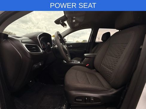 Used 2020 Chevrolet Equinox LT AWD/4WD image 2