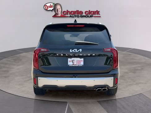 Used 2023 Kia Telluride S w/ S Sunroof Package FWD image 4