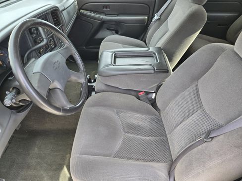 Used 2007 Chevrolet Silverado 1500 LT w/ Crew Cab Value Package image 13