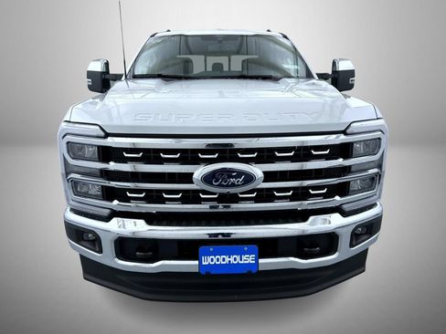 New 2026 Ford F250 Lariat w/ Chrome Package AWD/4WD image 2