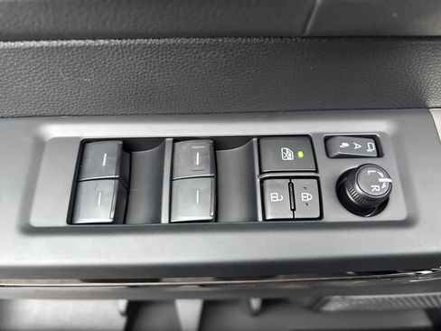 New 2026 Toyota Tundra Limited image 15