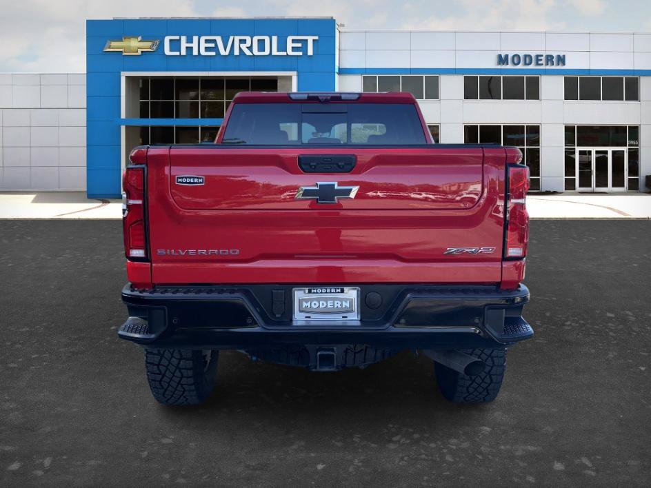 Used 2026 Chevrolet Silverado 2500 ZR2 AWD/4WD image 4