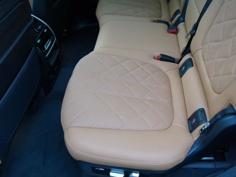 Used 2025 BMW X7 xDrive40i w/ M Sport Package image 55