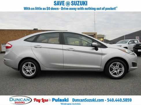 Used 2019 Ford Fiesta SE image 8