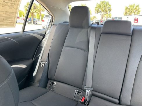 Used 2023 Toyota Corolla LE image 12