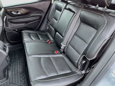 Used 2020 GMC Terrain Denali w/ Denali Premium Package AWD/4WD image 26