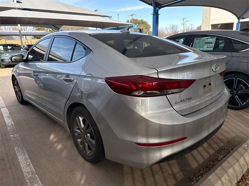Used 2018 Hyundai Elantra SEL image 7