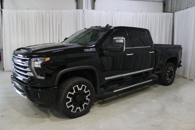 Used 2025 Chevrolet Silverado 2500 High Country AWD/4WD image 28