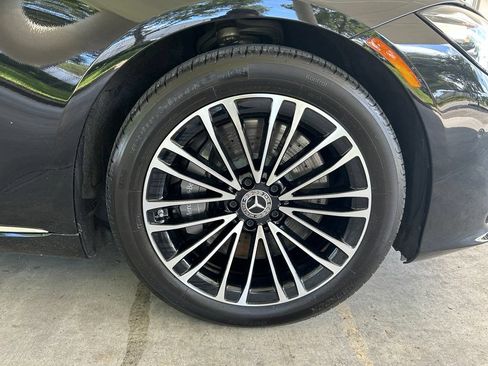 Used 2022 Mercedes-Benz S 580 4MATIC Sedan w/ Rear Seat Package image 21