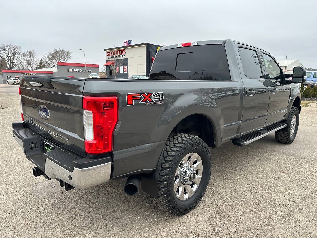 Used 2017 Ford F250 Lariat w/ FX4 Off-Road Package AWD/4WD image 5