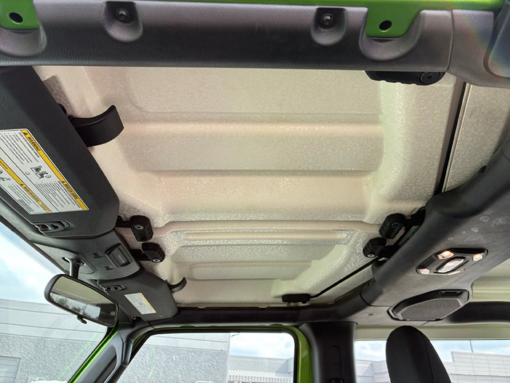 Used 2019 Jeep Wrangler Sport AWD/4WD image 7