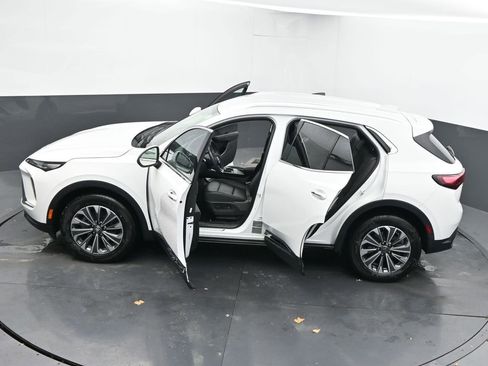 Used 2024 Buick Envision Preferred image 64