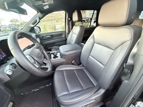 Certified 2025 Chevrolet Tahoe Z71 image 30