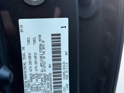 Used 2025 Toyota Sequoia TRD Pro AWD/4WD image 2