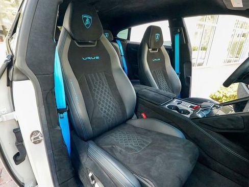 Used 2023 Lamborghini Urus Performante image 91