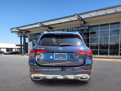 Certified 2023 Mercedes-Benz GLC 300 4MATIC image 4