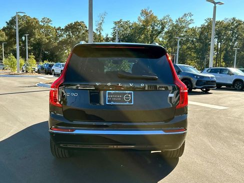 Certified 2024 Volvo XC90 T8 Plus w/ Protection Package Premier image 4