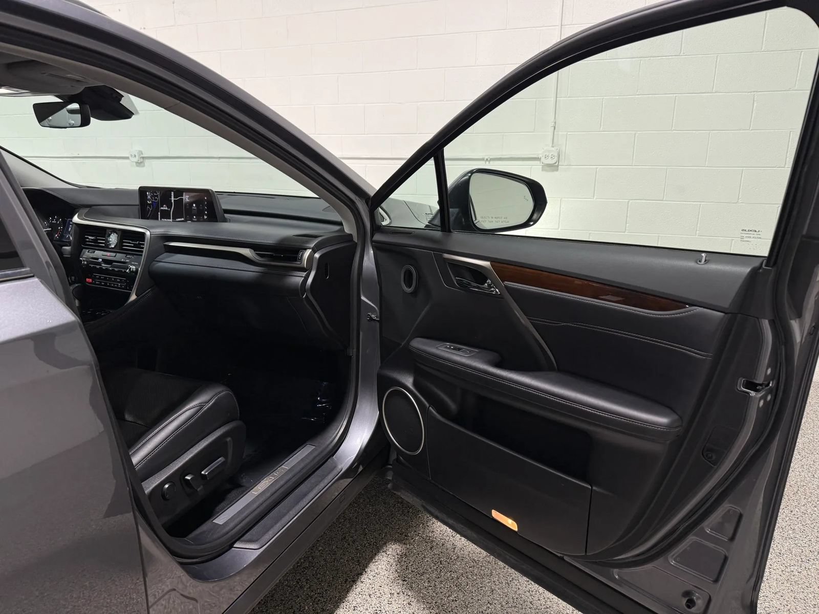 Used 2017 Lexus RX 350 AWD w/ Premium Package image 61