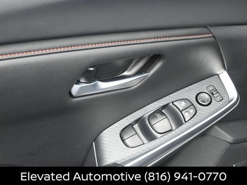 Certified 2025 Nissan Sentra SR w/ SR Premium Package FWD image 16