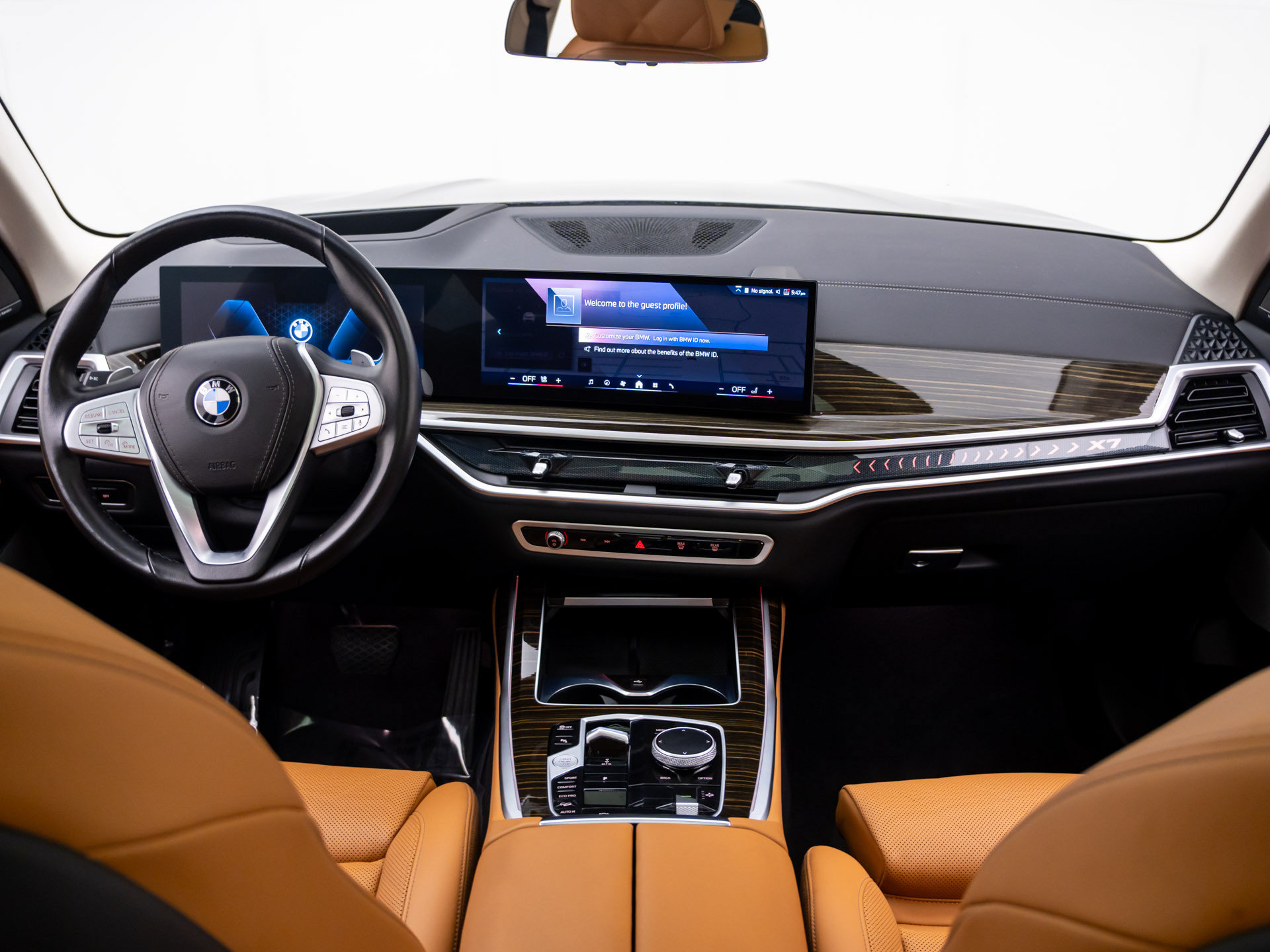 Used 2025 BMW X7 xDrive40i AWD/4WD image 10