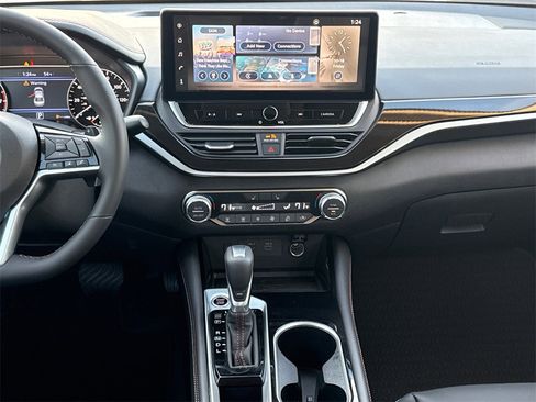 New 2025 Nissan Altima 2.5 SR w/ SR Premium Package image 14