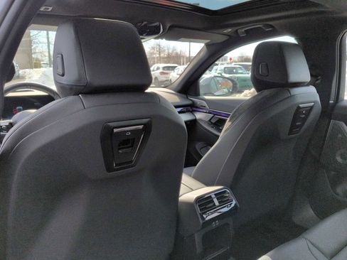 Used 2025 BMW i5 xDrive40 w/ M Sport Package image 19