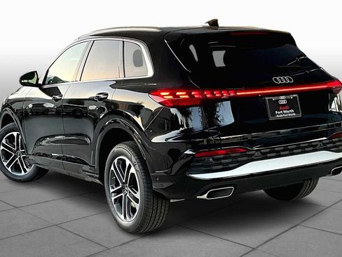 New 2025 Audi Q5 Premium w/ Convenience Package image 12